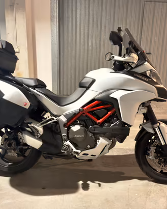 Ducati Multistrada 1200 S DVT pack touring + acc.