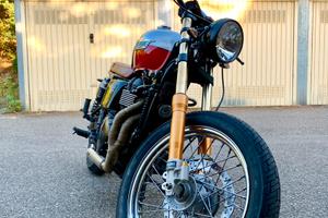 Bonneville T100 black 2012