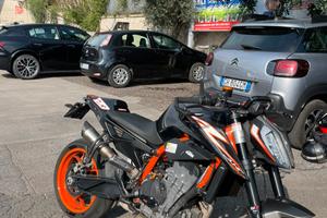 Ktm duke 890R