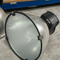 Faro industriale alogeno