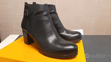 STIVALETTI DONNA PELLE N.39 NERO