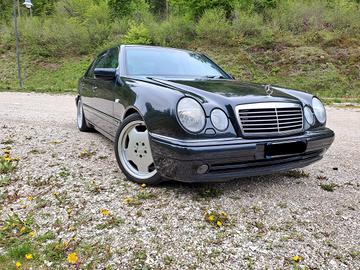 Mercedes E50 AMG W210