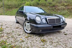 Mercedes E50 AMG W210