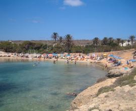 LAMPEDUSA: villetta con accesso diretto al mare