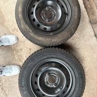 Cerchi R14 Fiat Punto con gomme invernali