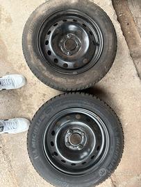 Cerchi R14 Fiat Punto con gomme invernali