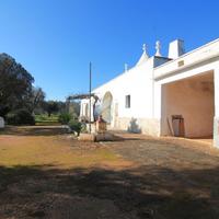 CASA DI CORTE A OSTUNI