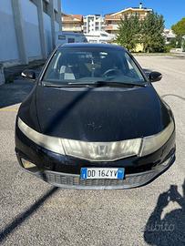 Honda Civic 2.2 i-CTDi 5p. Executive i-P DPF 2006.