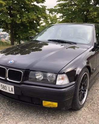 BMW 318 touring 16v IS