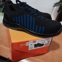 Scarpe antinfortunistiche n.42.
