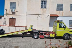 Carroattrezzi Iveco 49-10 Turbo Daily  € 15.500