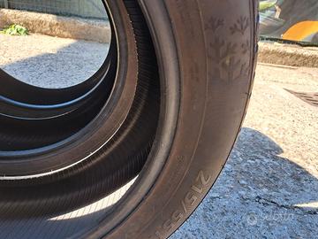 TRENO GOMME INVERNALI YARIS CROSS