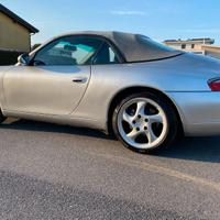 Porsche Carrera 4 996 Cabrio