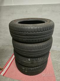 Gomme automobile