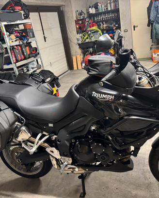 Triumph tiger 1050- 2011 tris valige triumph