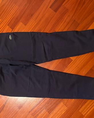 pantaloni lacoste