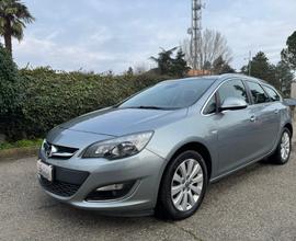 OPEL Astra 1.7 CDTI 110CV Sports Tourer Cosmo CD