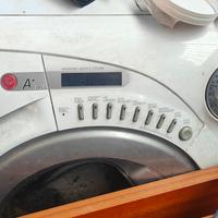 2 lavatrici di cui una in uso 