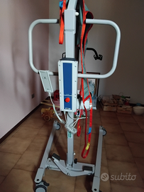 Sollevatore elettrico per allettati