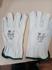 Guanti da giardinaggio