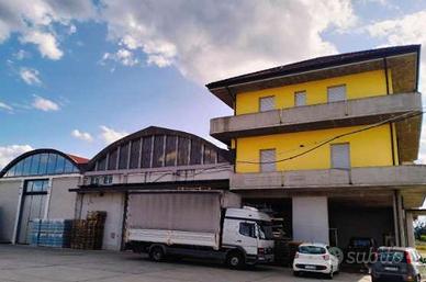 Compendio immobiliare a Vignola MO