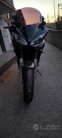 Yamaha FZ6 