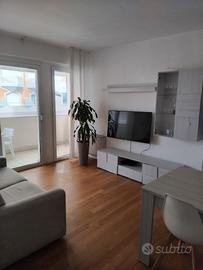 Fronte mare con terrazza zona rotonda