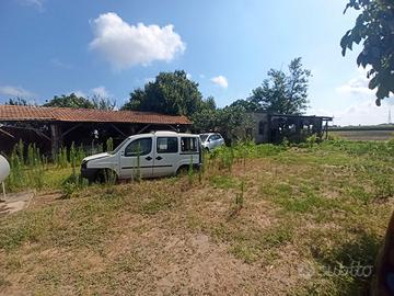 Rustico con Terreno agricolo circa 10000 metri