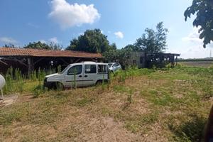 Rustico con Terreno agricolo circa 10000 metri