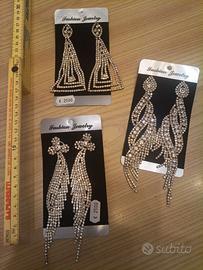 Orecchini pendenti strass
