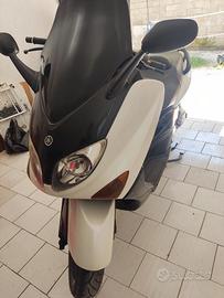 Yamaha T Max - 2003