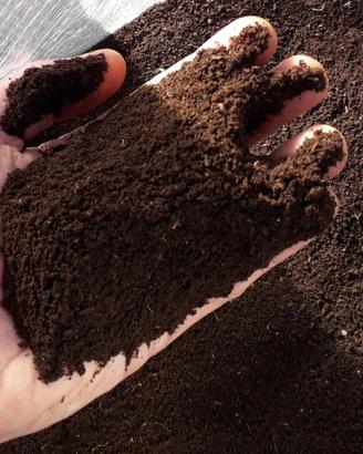 Humus di lombrico • Fertilizzante 100% Bio 