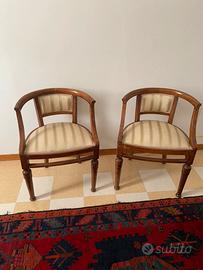 Sedie gemelle antiche