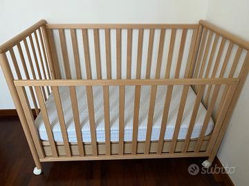 Lettino Ninnananna Babysuperstar con materasso