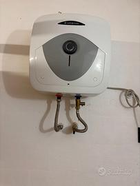 SCALDABAGNO ELETTRICO 10 LITRI ARISTON