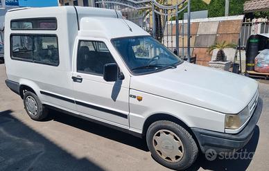 Fiat Fiorino 1700 Turbo diesel con 5 posti
