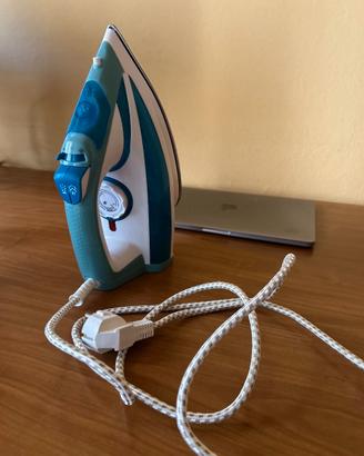Ferro da stiro elettrico