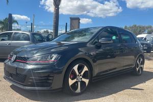 Volkswagen Golf GTI Performance 2.0 TSI DSG 5p. - 
