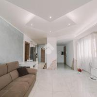 3 LOCALI A TARQUINIA