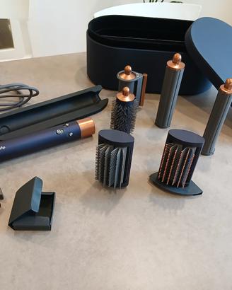 Multi-styler Dyson Airwrap come nuovo con scatola