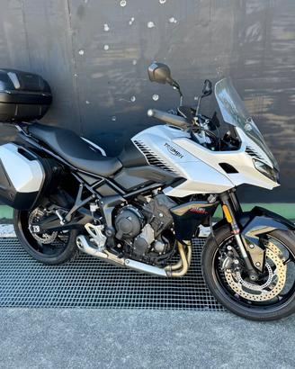 Triumph Tiger Sport 660 full