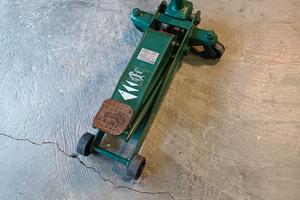 Cric idraulico Compac