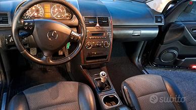 MERCEDES Classe A (W/C169) - 2010