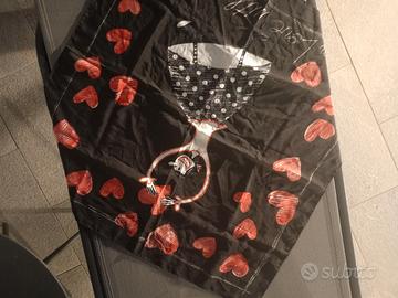 foulard Moschino cheap and chic 65 x 67 cm