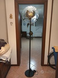 lampada da terra e lampadario