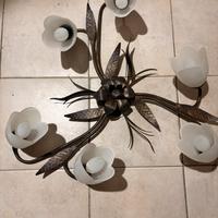 Lampadario in ferro battuto