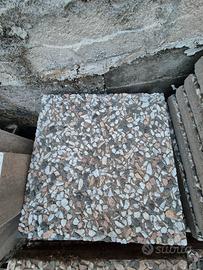 Mattonelle in cemento di graniglia