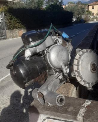 Blocco motore vespa px elestart. 150 c.c.