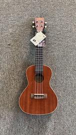 Ukulele concerto elettro-acustico in mogano