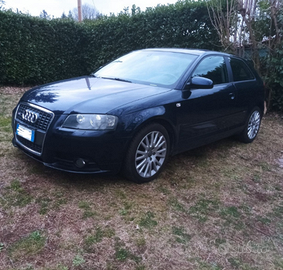 Audi A3 S line . 2000 TDI 140 CV